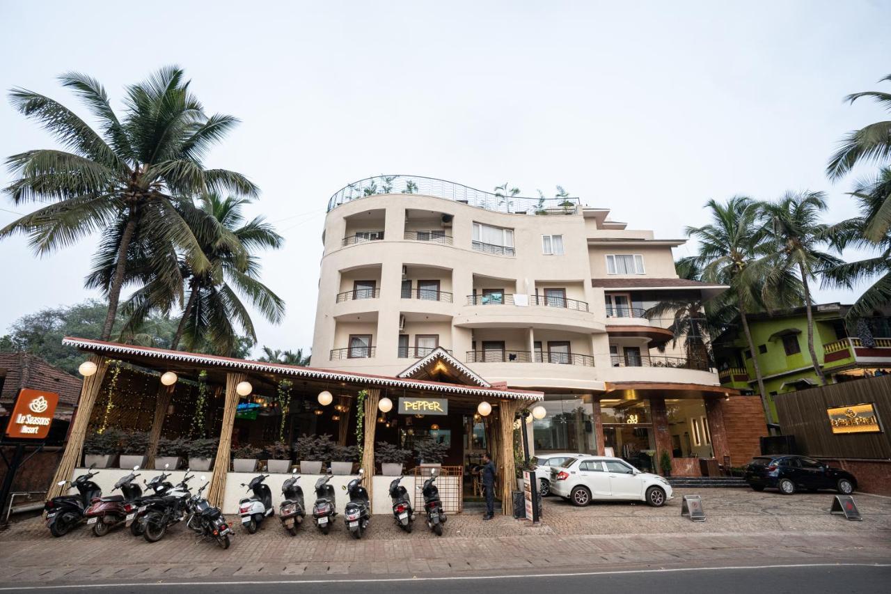 Le Seasons Resort Candolim Luaran gambar