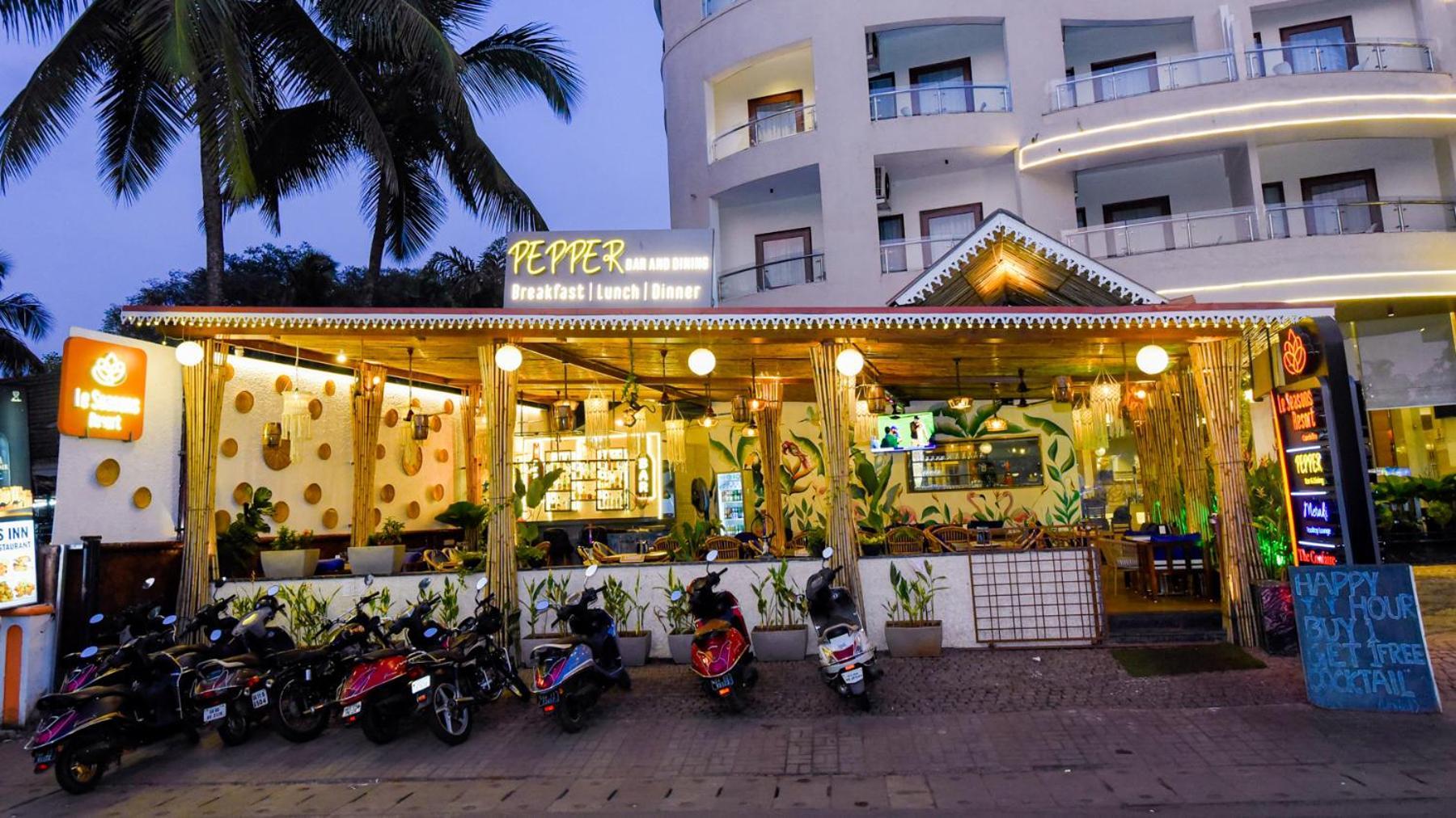 Le Seasons Resort Candolim Luaran gambar