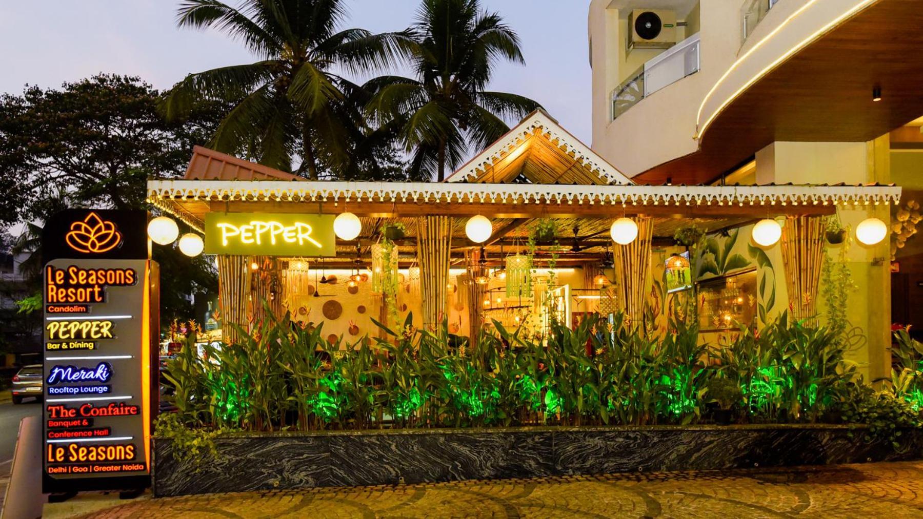 Le Seasons Resort Candolim Luaran gambar
